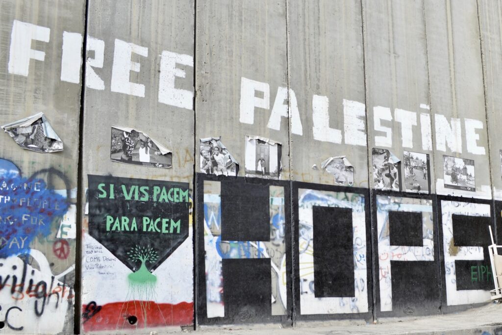 Separation wall
