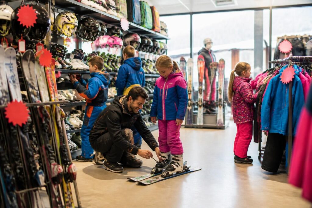 découvrez où trouver les meilleures offres de destockage ski junior pour équiper vos enfants avec du matériel de qualité à petits prix. guide complet et conseils pratiques.